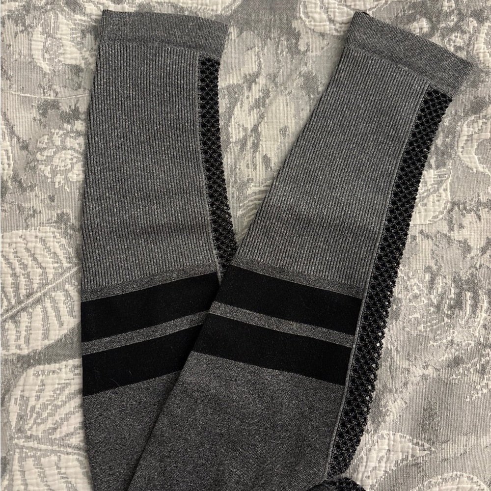 Bombshell Sportswear Workout Set - image 7